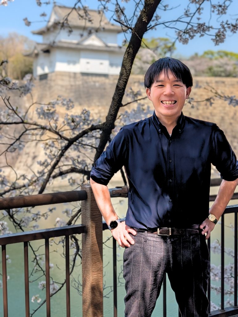 花灯法律事務所　代表　弁護士　中小企業診断士　谷澤 悠介